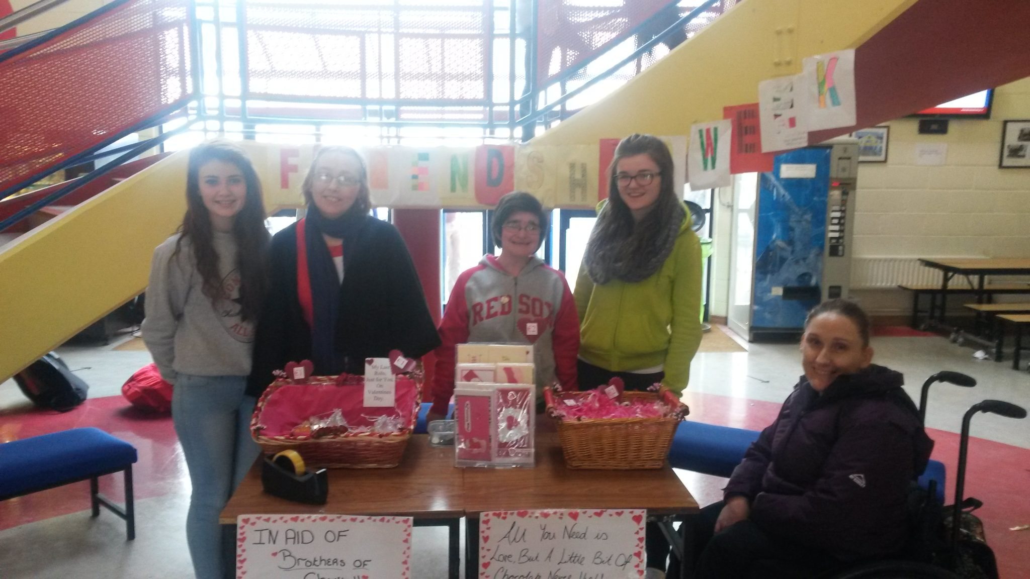 Pictured are Imelda Chalk, Mary McCann & Sinead o Mahony with Emma Herbert and Claire Mortell