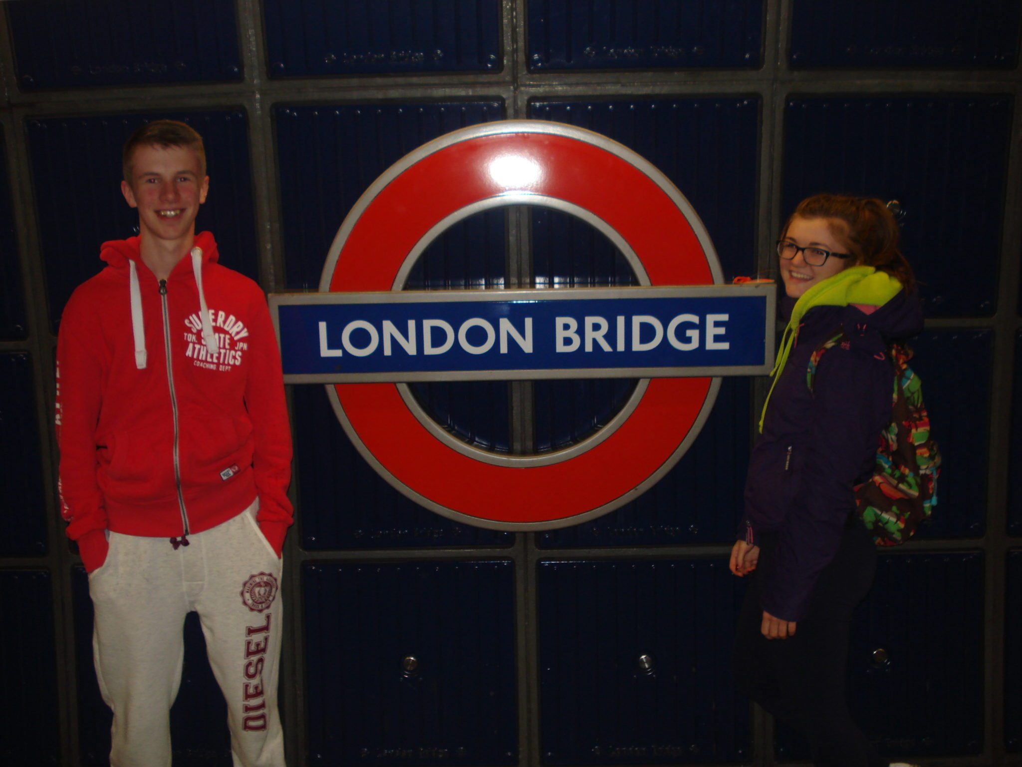 Jack O'Connor and Claire Mortell from desmond College at the iconic london bridge on their TY school tour of london