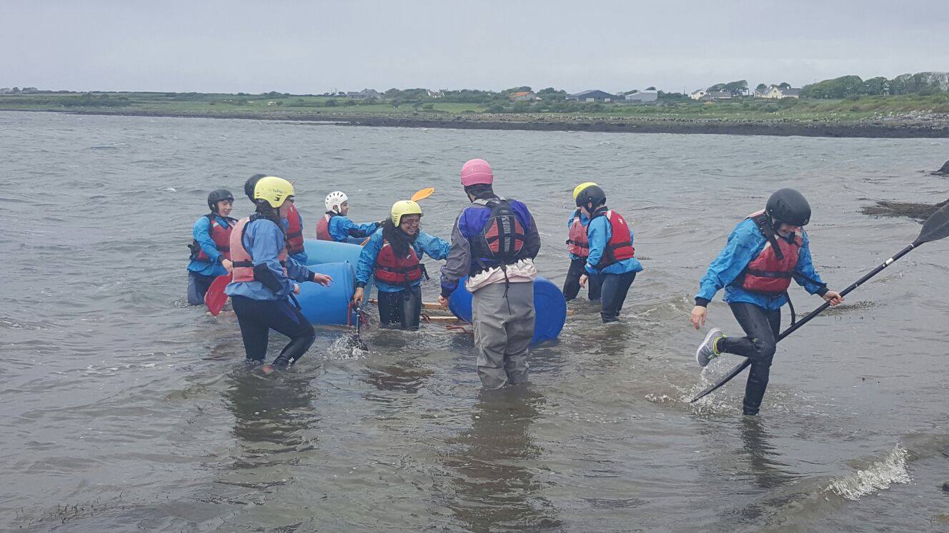 2016-05-21-desmond-college-first-year-students-on-their-trip-to-the-burren-outdoor-education-centre-019